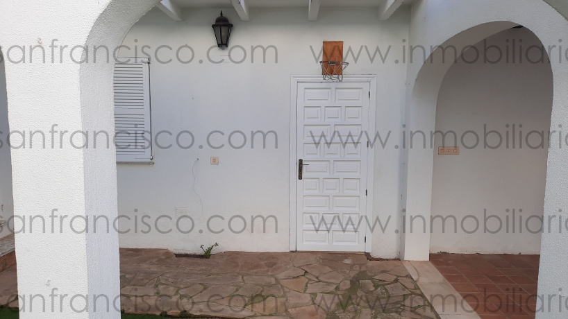 Casco urbano, 5 Habitaciones Habitaciones, ,3 BathroomsBathrooms,Casa,En Venta,1137