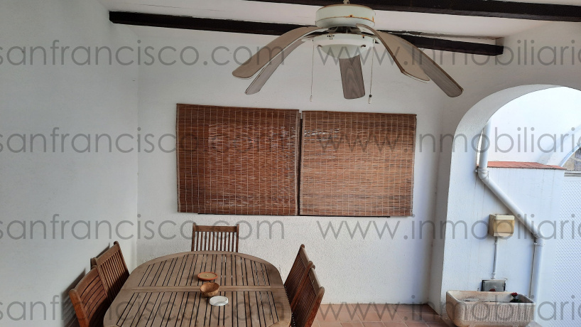 Casco urbano, 5 Habitaciones Habitaciones, ,3 BathroomsBathrooms,Casa,En Venta,1137