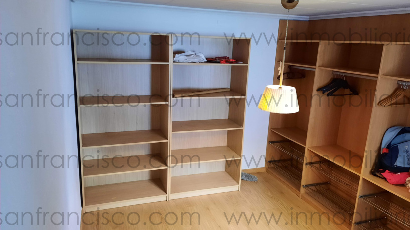 Casco urbano, 5 Habitaciones Habitaciones, ,3 BathroomsBathrooms,Casa,En Venta,1137