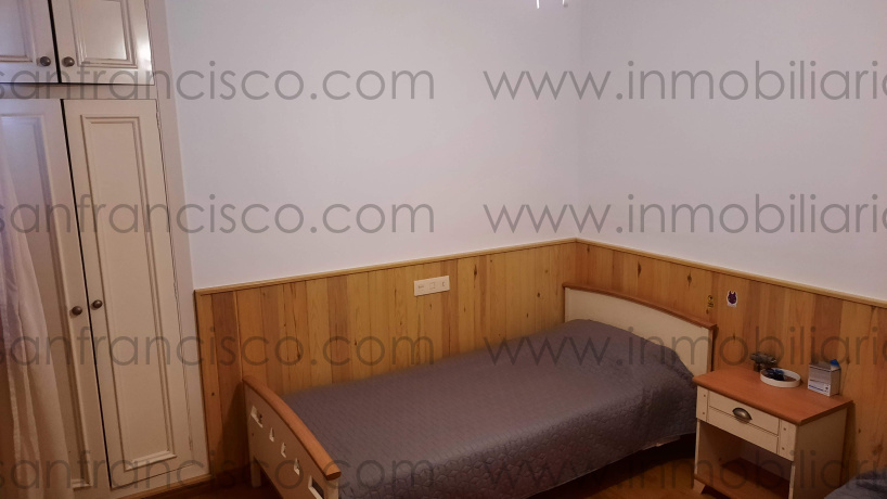 Casco urbano, 5 Habitaciones Habitaciones, ,3 BathroomsBathrooms,Casa,En Venta,1137