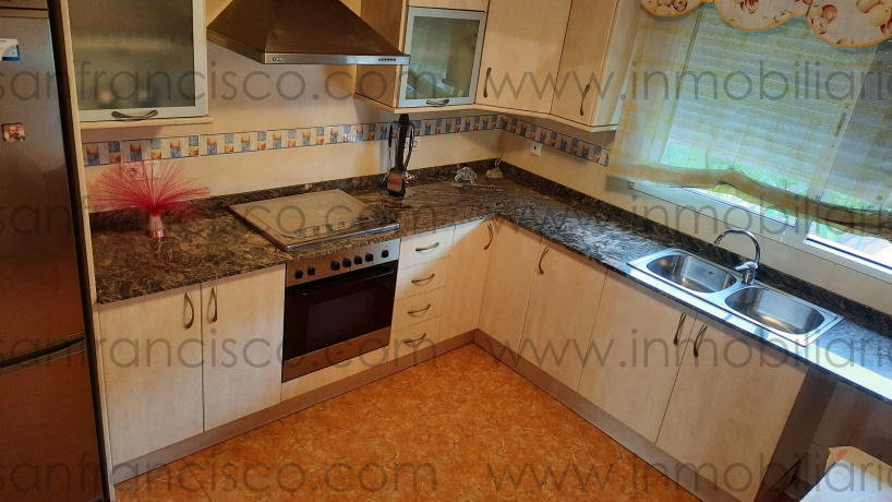 Salinas, 4 Habitaciones Habitaciones, ,3 BathroomsBathrooms,Adosado,En Venta,1141