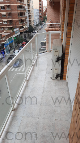 Pais Valencia, 4 Habitaciones Habitaciones, ,2 BathroomsBathrooms,Piso,En Venta,3,1142