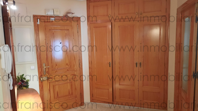 Pais Valencia, 4 Habitaciones Habitaciones, ,2 BathroomsBathrooms,Piso,En Venta,3,1142