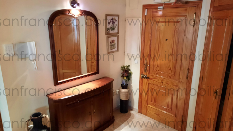 Pais Valencia, 4 Habitaciones Habitaciones, ,2 BathroomsBathrooms,Piso,En Venta,3,1142