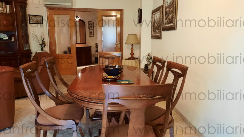 Pais Valencia, 4 Habitaciones Habitaciones, ,2 BathroomsBathrooms,Piso,En Venta,3,1142