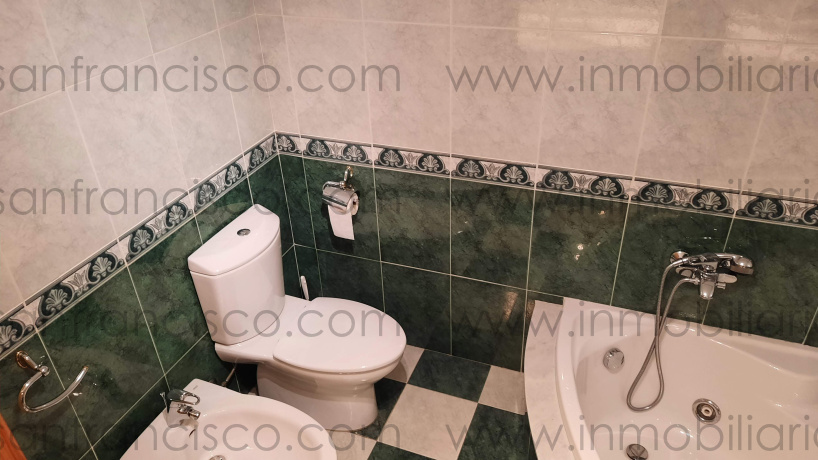 Pais Valencia, 4 Habitaciones Habitaciones, ,2 BathroomsBathrooms,Piso,En Venta,3,1142